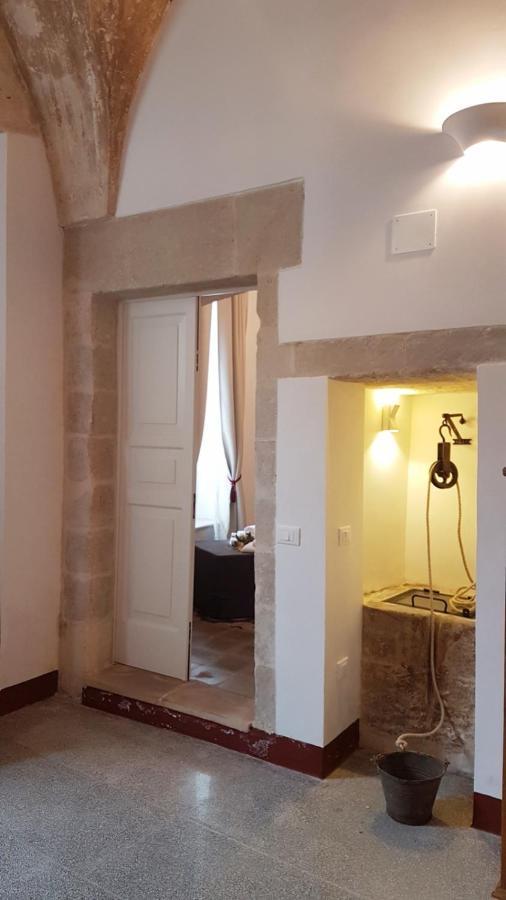 Palazzo Megha Suite & Breakfast Palmariggi Екстериор снимка
