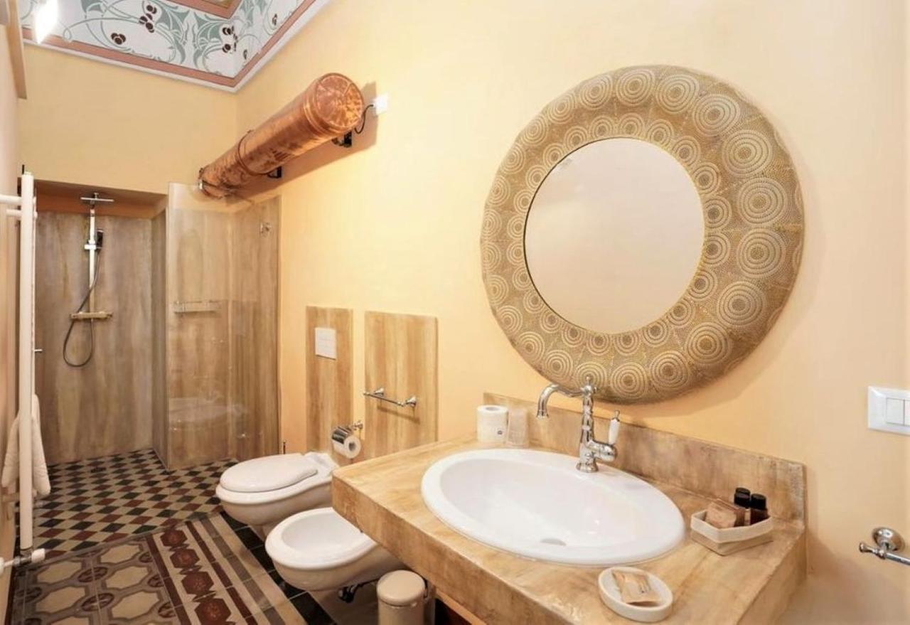 Palazzo Megha Suite & Breakfast Palmariggi Екстериор снимка