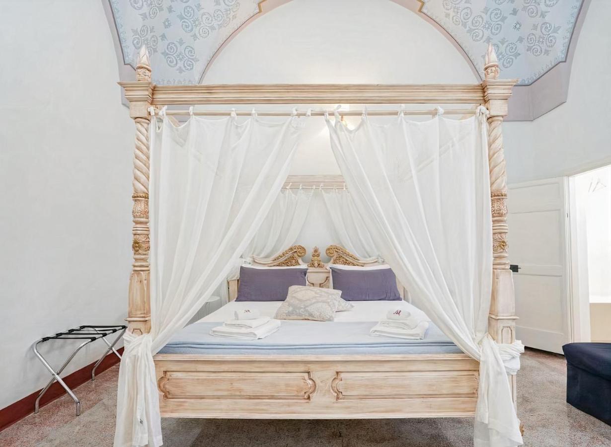 Palazzo Megha Suite & Breakfast Palmariggi Екстериор снимка