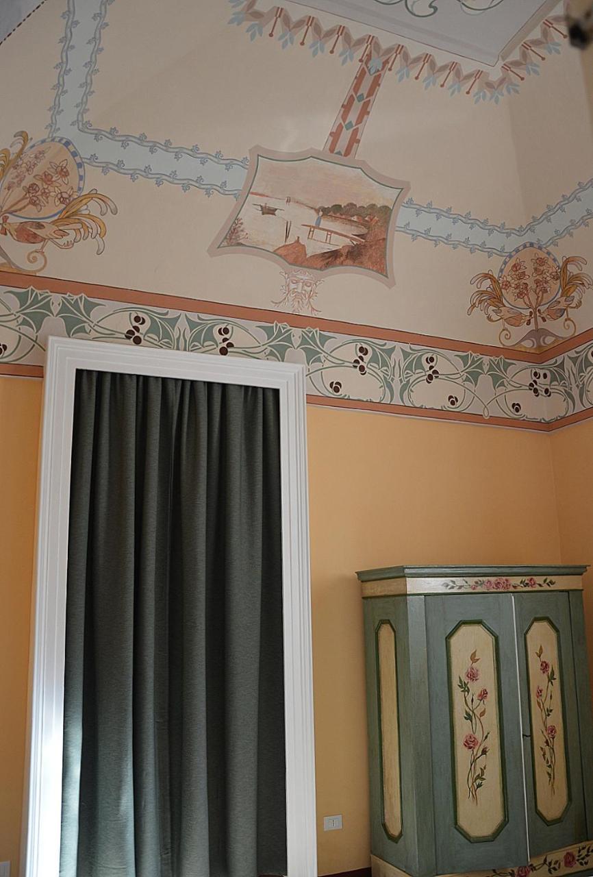 Palazzo Megha Suite & Breakfast Palmariggi Екстериор снимка