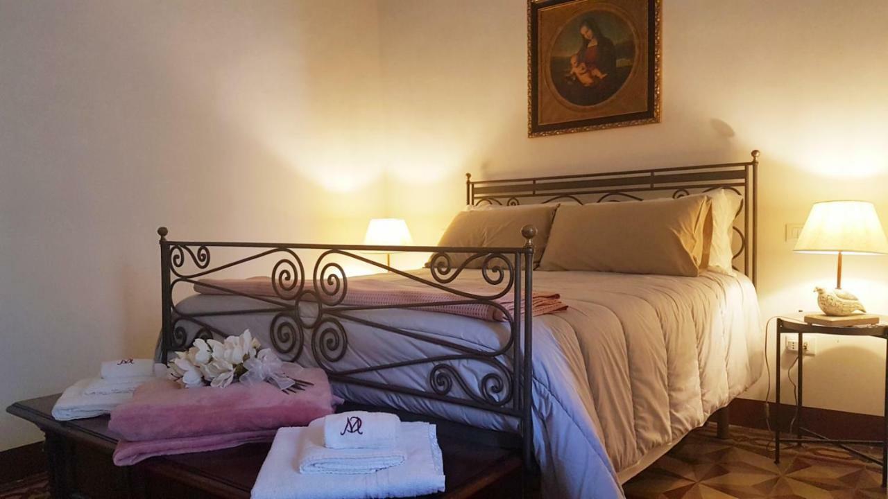 Palazzo Megha Suite & Breakfast Palmariggi Екстериор снимка