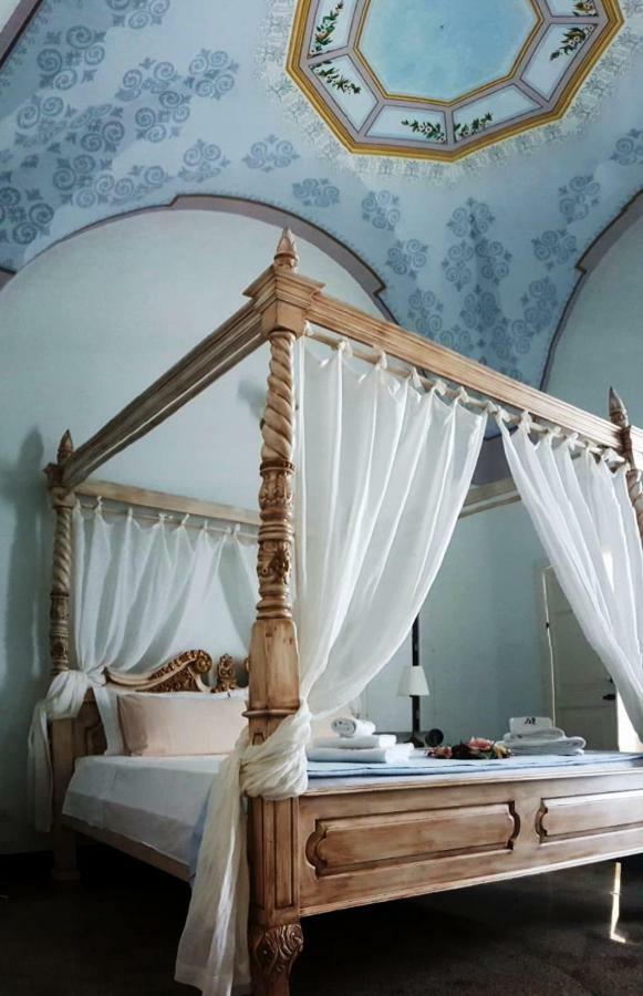 Palazzo Megha Suite & Breakfast Palmariggi Екстериор снимка