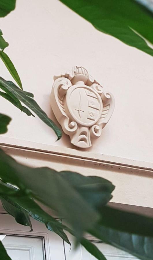 Palazzo Megha Suite & Breakfast Palmariggi Екстериор снимка